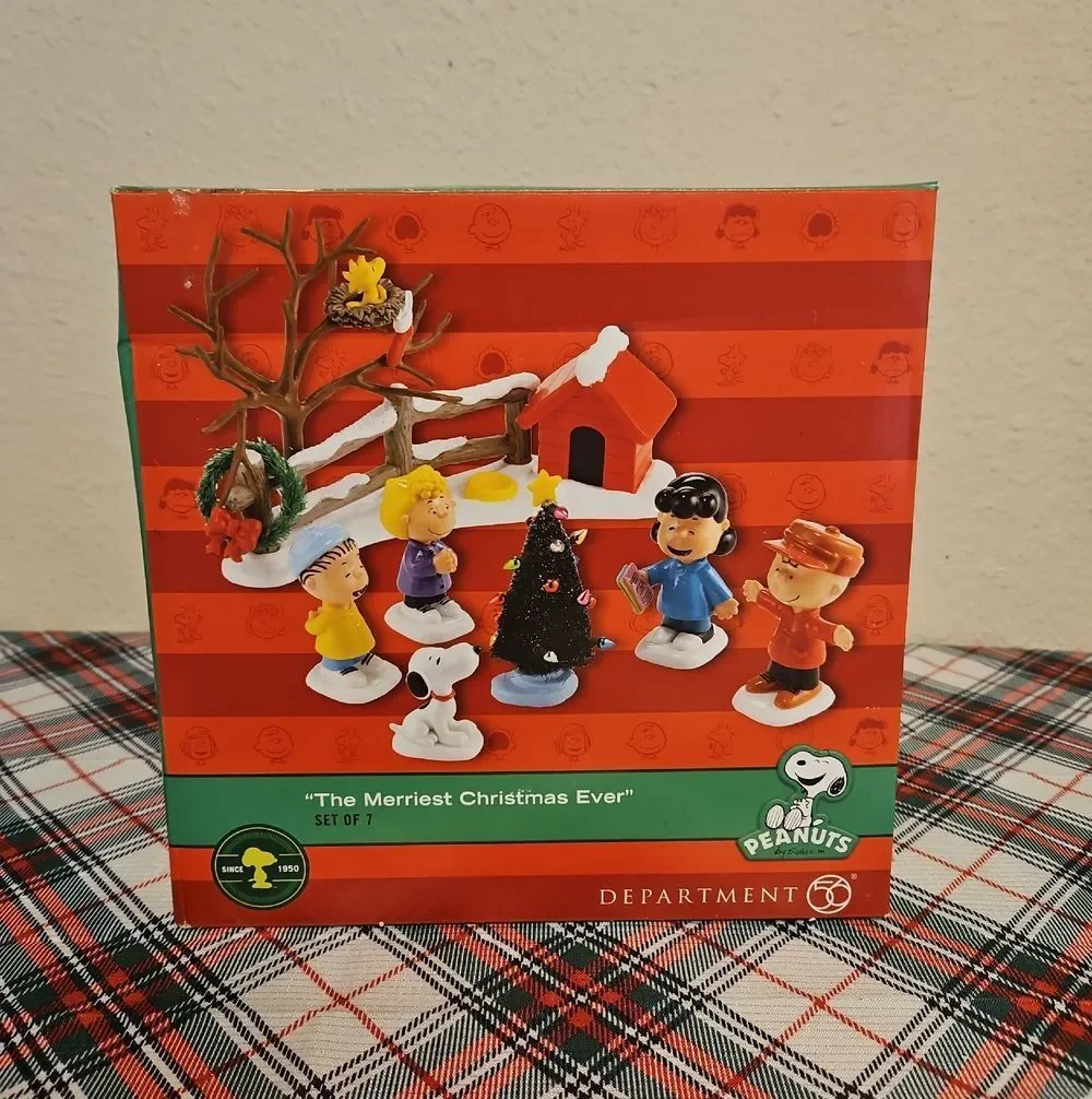 Department 56 The Merriest Christmas Ever Peanuts Ceramic Figurine Holiday Decor